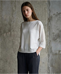 アクトレッソ　ショートzipupカーディガン　ブケット